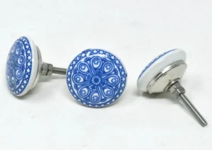 Decorative cabinet door knobs
