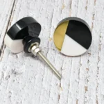 Decorative cabinet door knobs