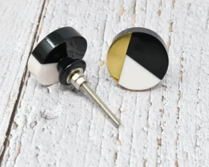 Decorative cabinet door knobs