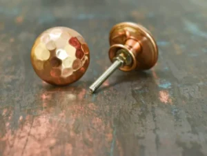 Decorative cabinet door knobs
