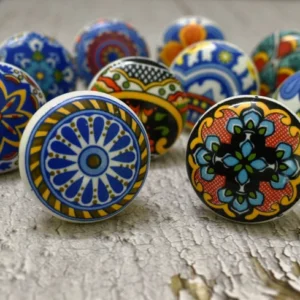 Decorative cabinet door knobs