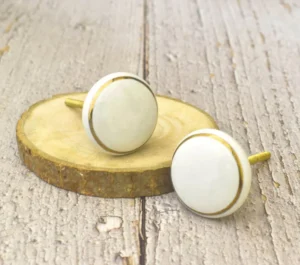 Decorative cabinet door knobs