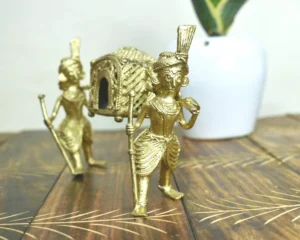 Festive holiday table decorations