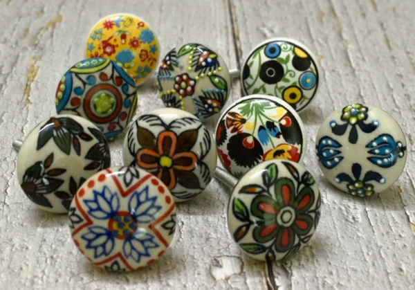 Modern kitchen cabinet knobs
